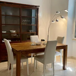 La Carlotta Apartment